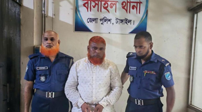 টাঙ্গাইলে ১০ কোটি টাকার সেতুতে রডের বদলে বাঁশ, সাব-ঠিকাদার গ্রেফতার