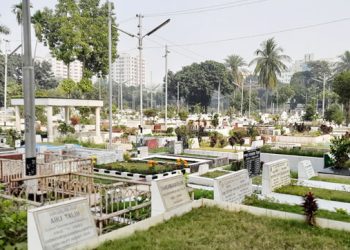 ঢাকায় কবরের জায়গা সংকট, কবর সংরক্ষণে খরচ লাখ থেকে কোটিতে