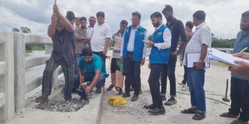 বাসাইলে সেতুতে বাঁশ দিয়ে ঢালাইয়ের ঘটনা তদন্তে দুদকের অভিযান