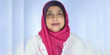 প্রধানমন্ত্রীর নির্দেশে পদত্যাগপত্র জমা দিলেন এমপি মিষ্টি